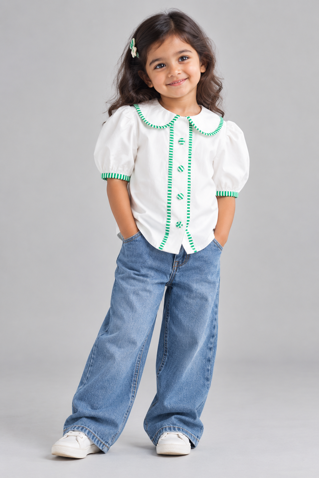 SOLID WHITE TOP WITH STRIPE PIPING