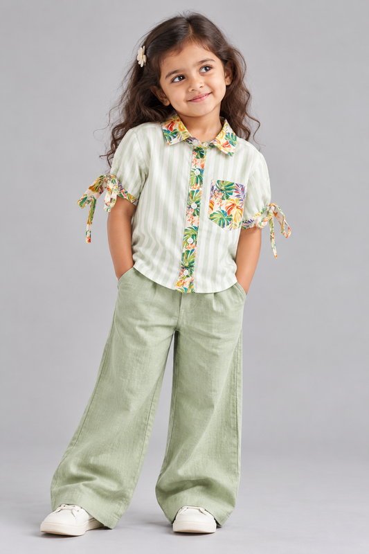 GREEN STRIPE PRINT TOP WITH TROPICAL COLLARS