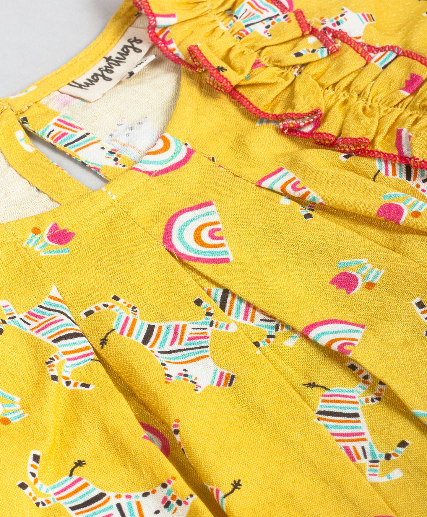 ALL OVER UNICORN PRINT YELLOW TOP