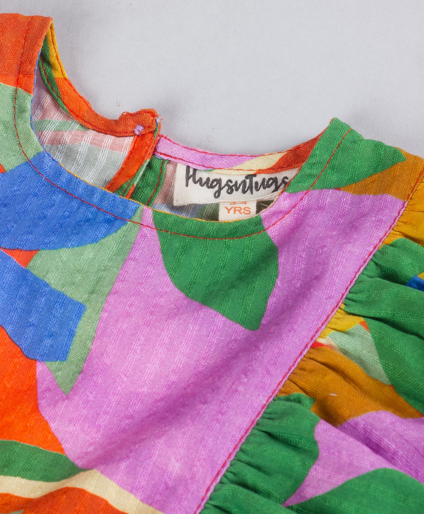 MULTI COLOR GOEMETRIC PRINT TOP