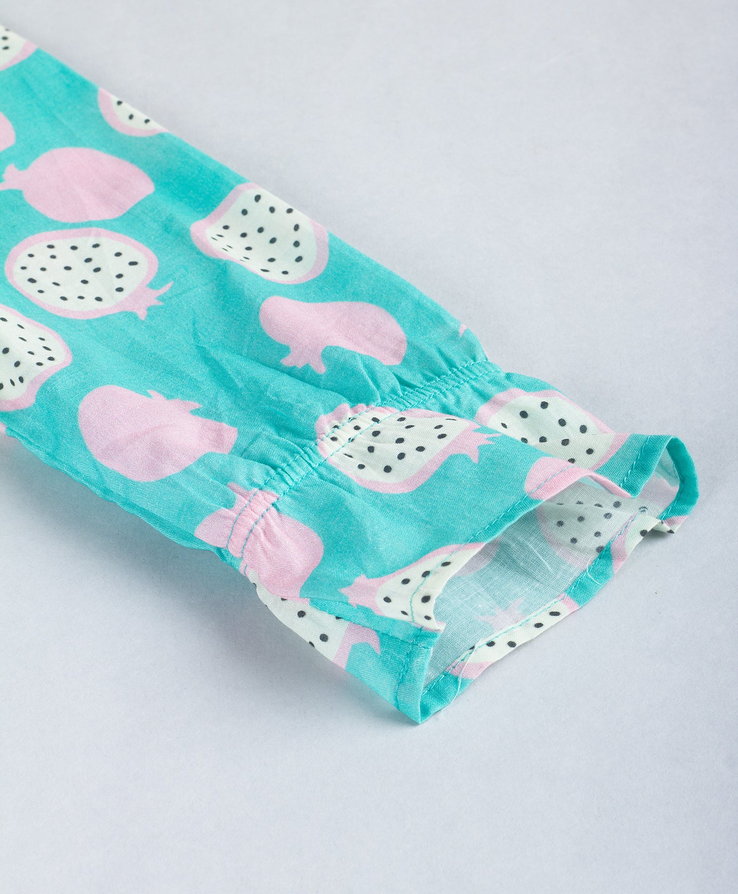 DRAGONFRUIT PRINT AQUA TOP