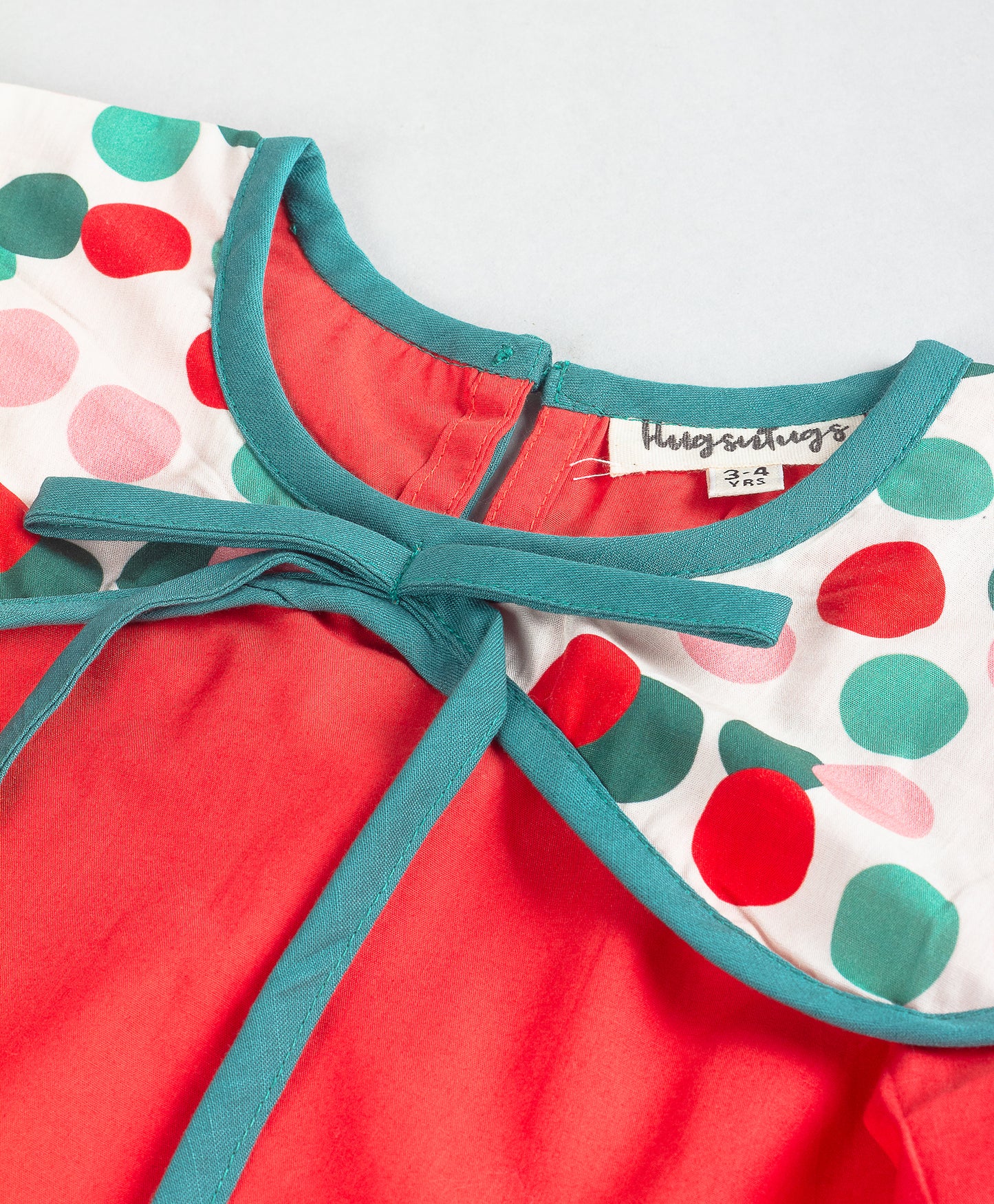 RED TOP WITH CHRISTMAS DOT PRINT BIG COLLARS