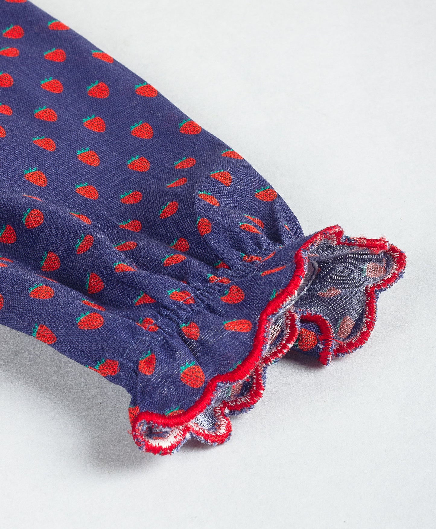 STRAWBERRY PRINT SHIRT WITH SCALLOPED COLLARS AND POCKET FLAPS