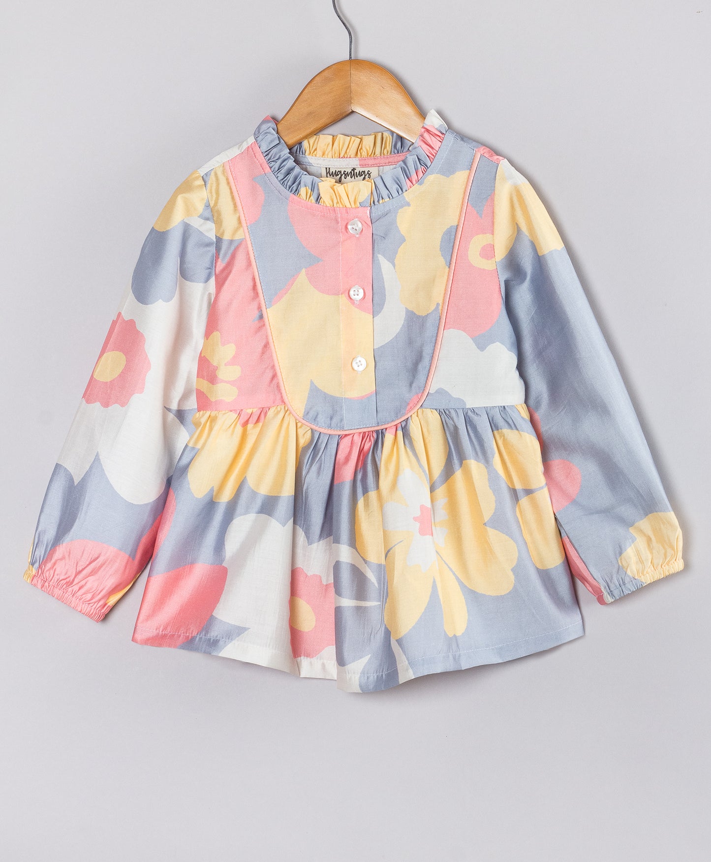 GREY BIG FLOWER PRINT TOP