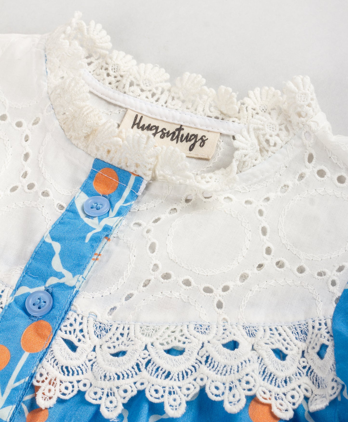 RABBIT IN A GRID PRINT TOP