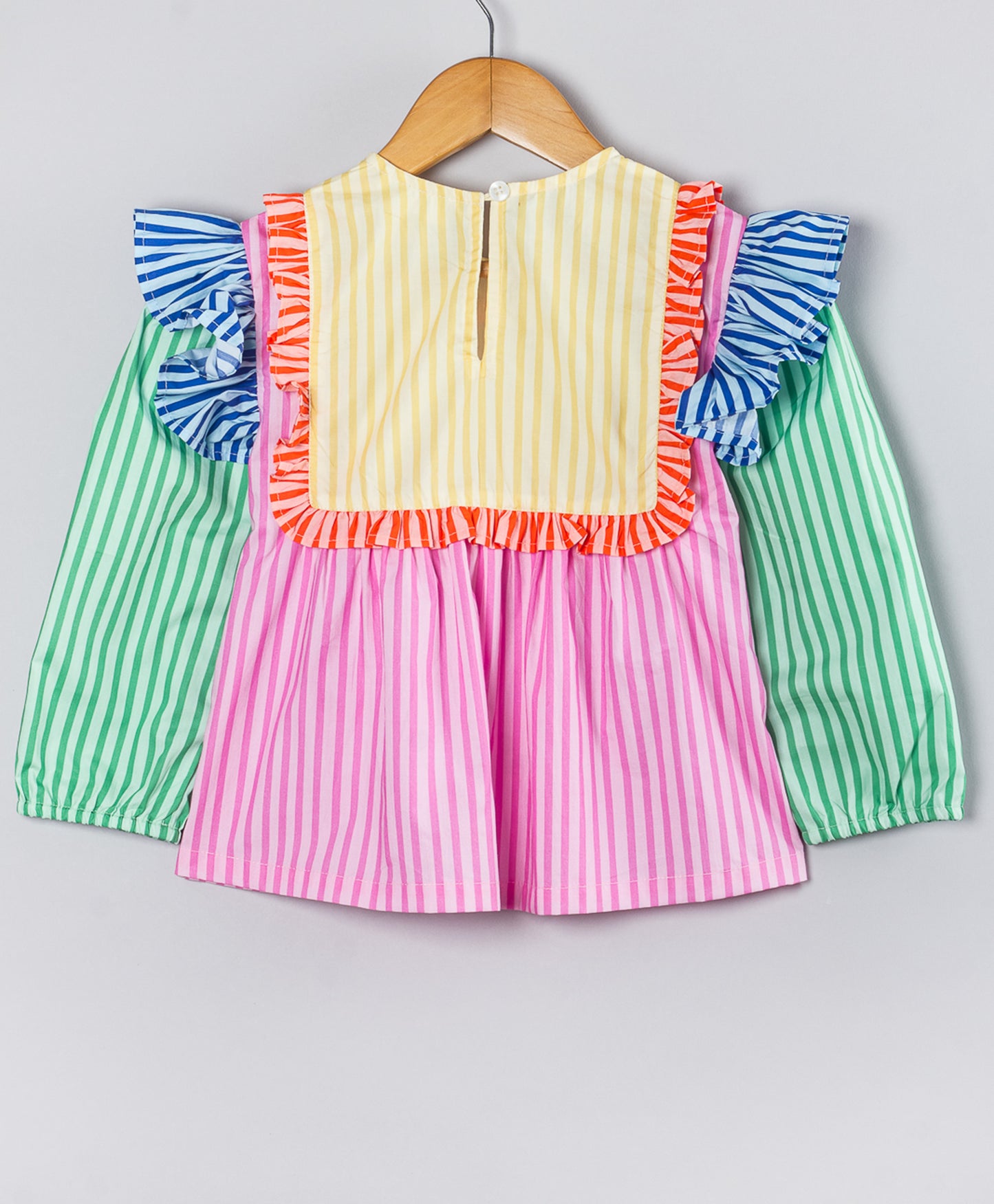 MULTI STRIPE PRINT TOP