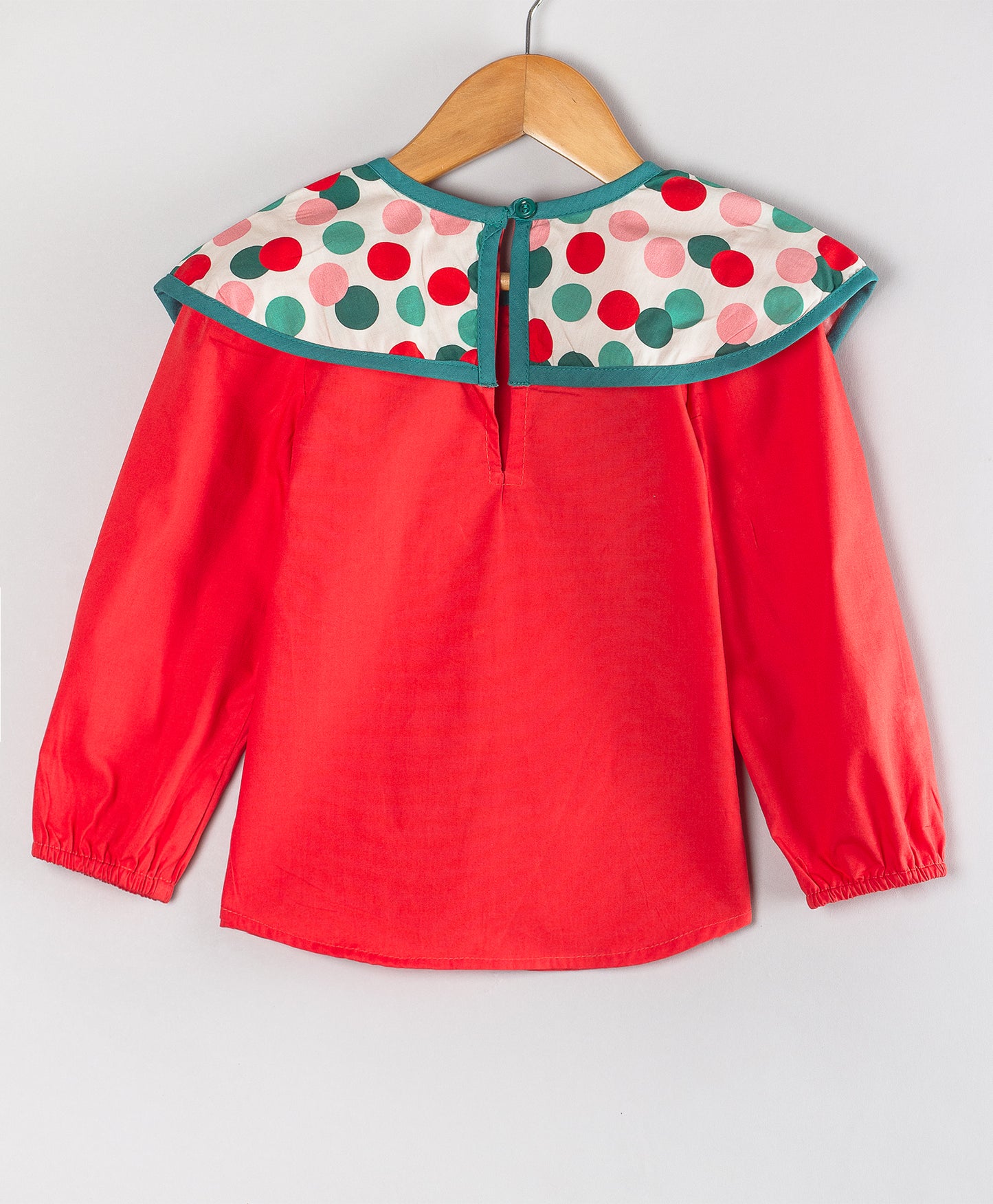 RED TOP WITH CHRISTMAS DOT PRINT BIG COLLARS