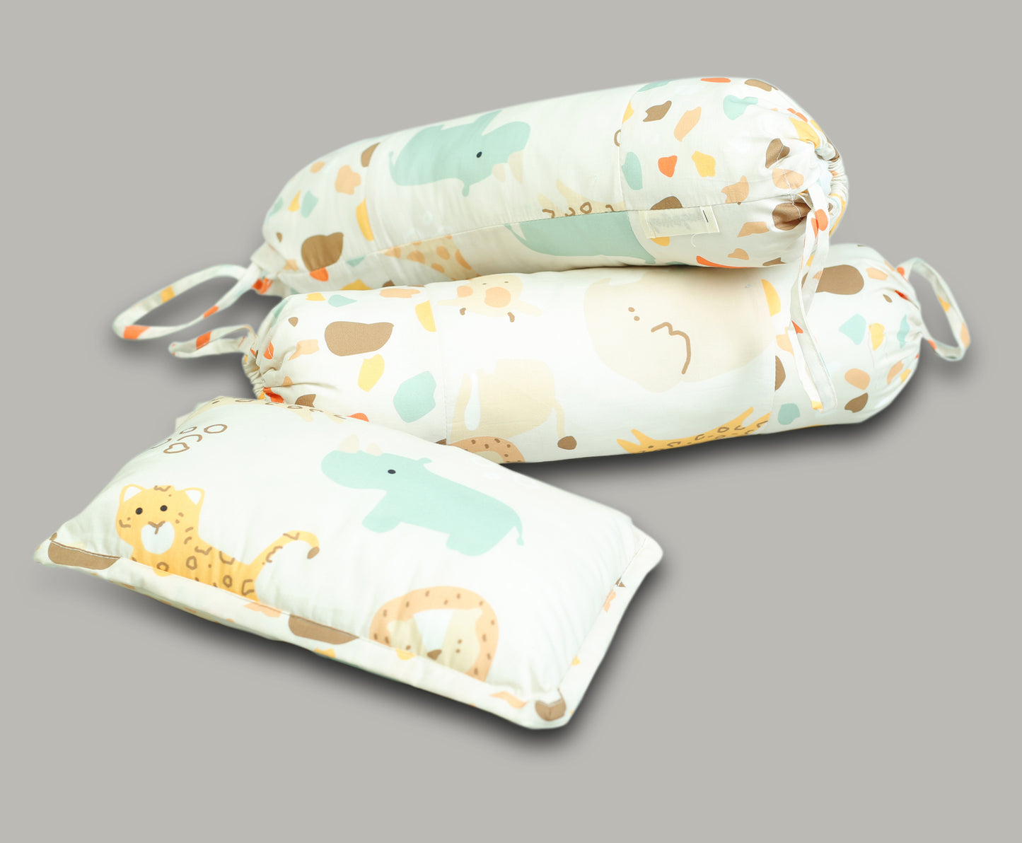 ANIMALS AND SPOTS PRINT COTSET