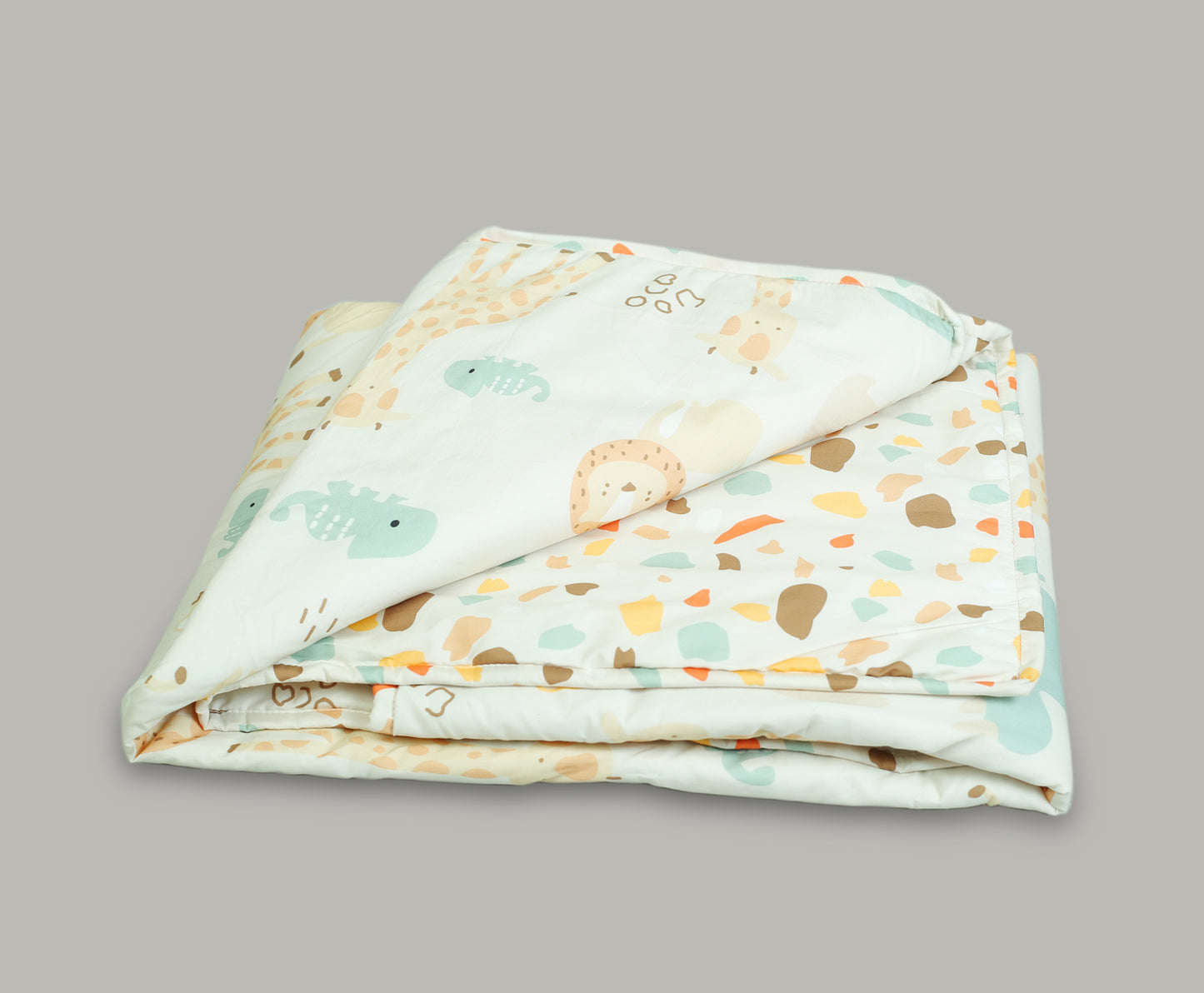 ANIMALS AND SPOTS PRINT COTSET