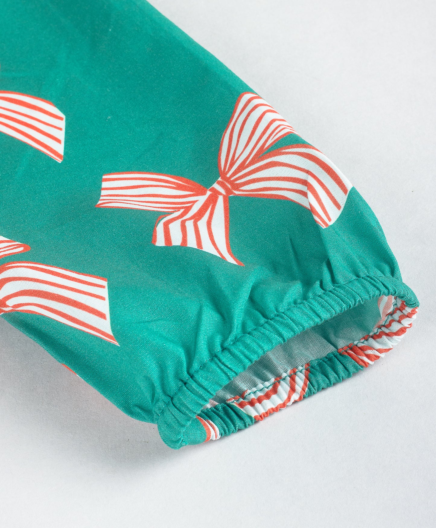 CHRISTMAS BOW PRINT DRESS