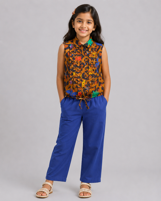 LEOPARD PRINT TOP WITH COLORFUL MOTIF PRINT