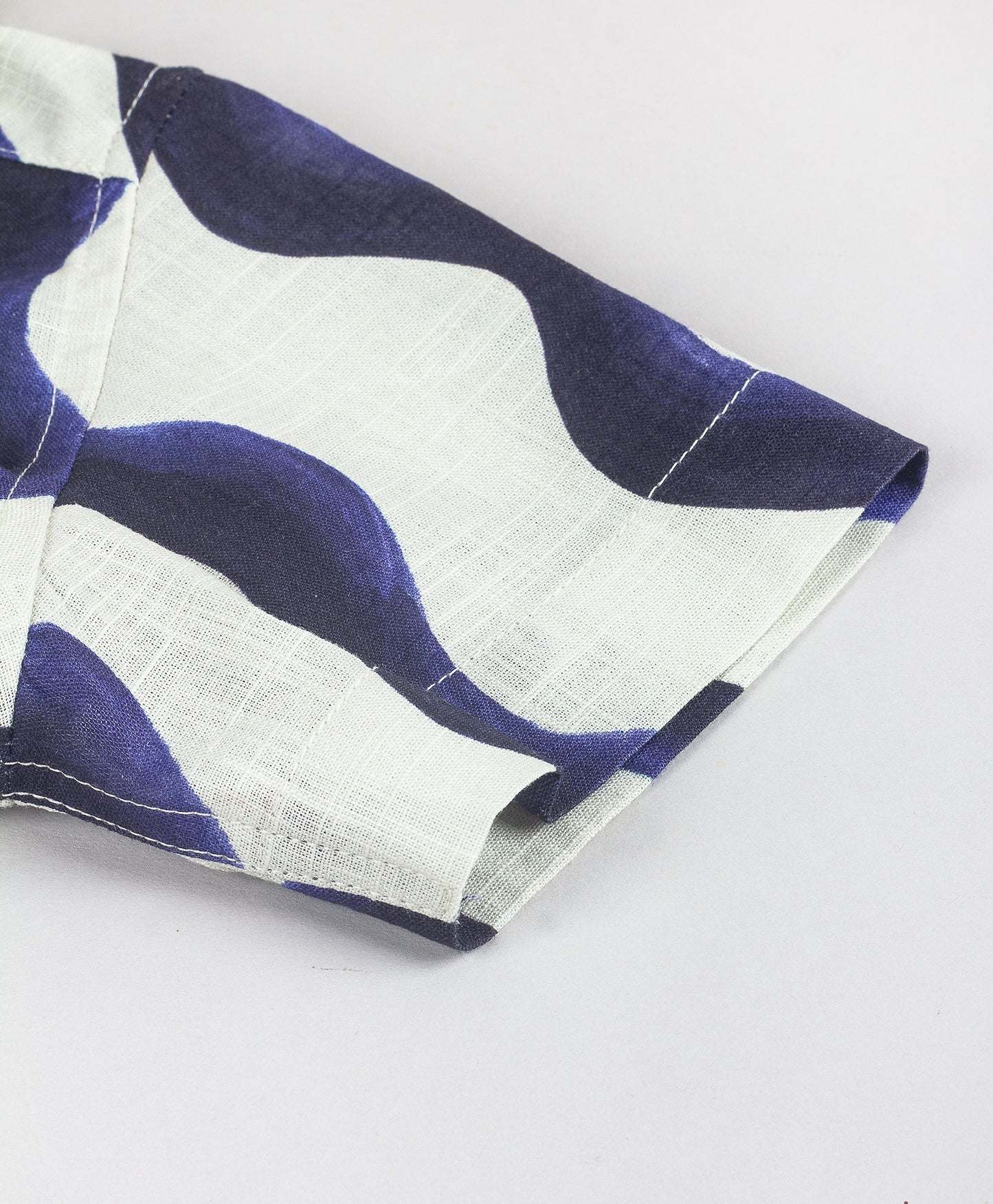 BLUE WAVE PRINT SHORTS SET