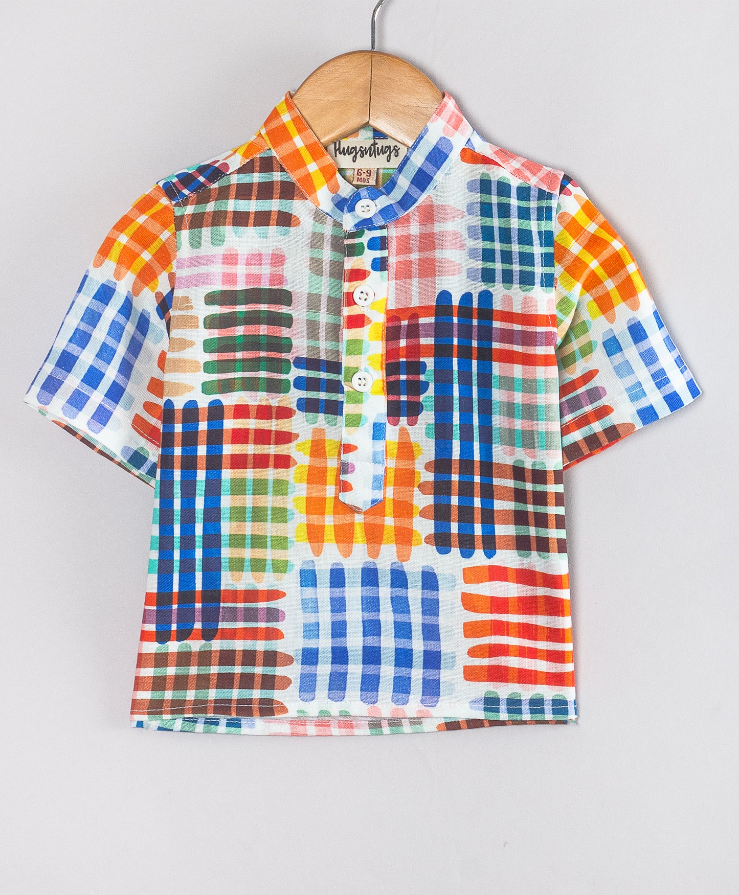 MULTICOLOR CRISCROSS PRINT SHORTS SET