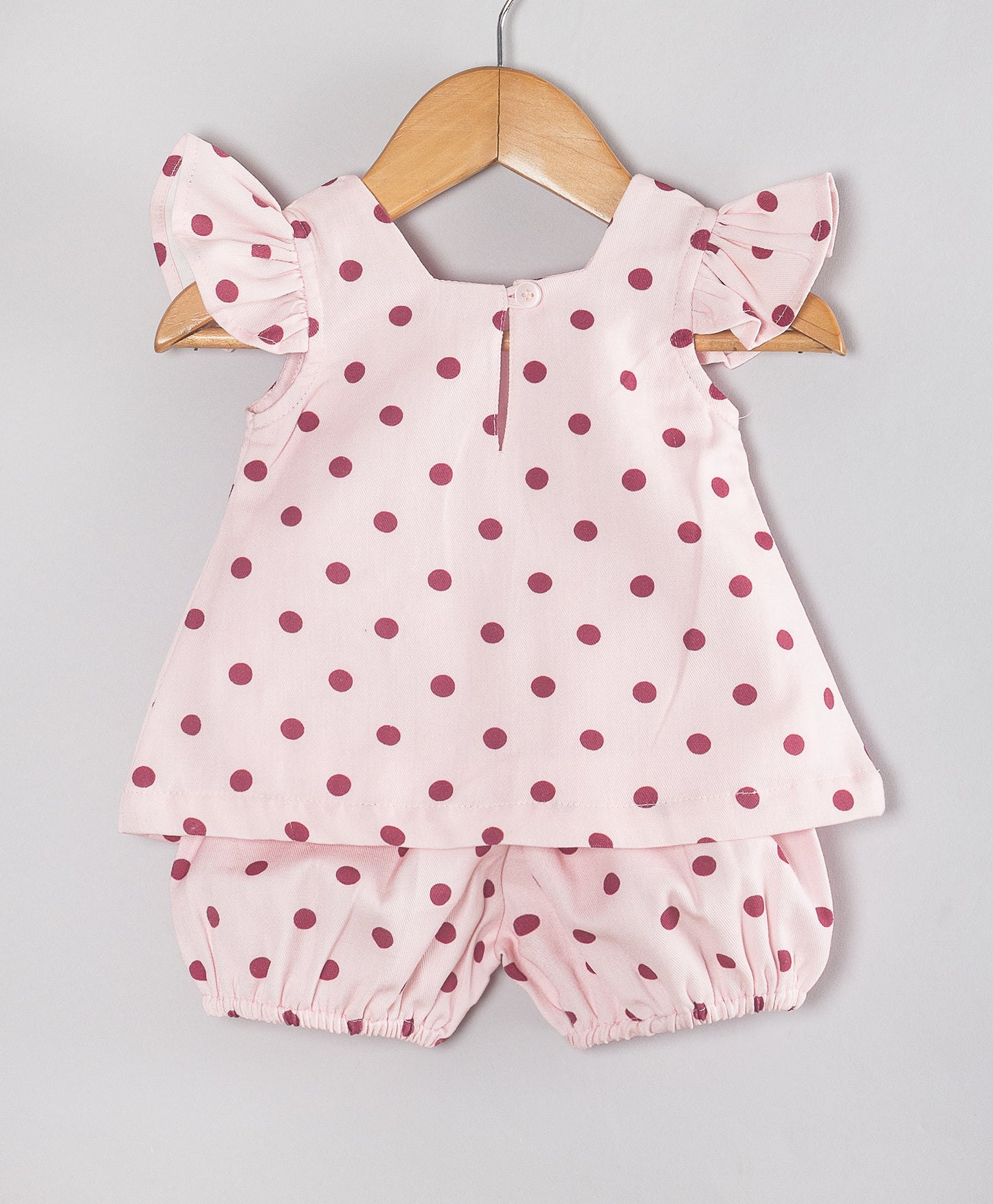 DOT PRINT INFANT SHORTS SET WITH CUPCAKE PATCH