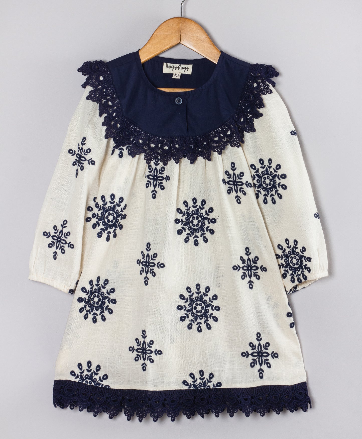 SNOWFLAKE EMBROIDERY DRESS WHITE
