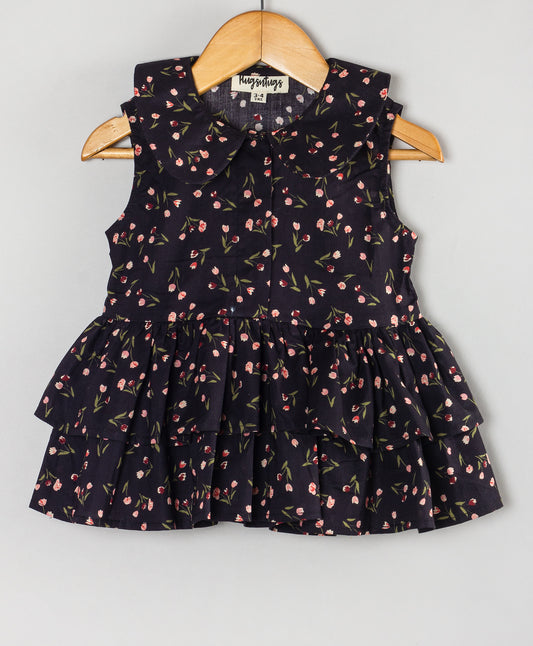 DAISY FLOWER PRINT TOP WITH FRILLS AT FLOUNCE