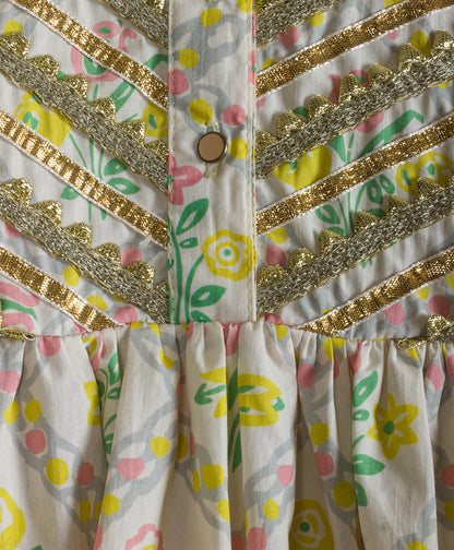 ALL OVER FLORAL PRINT KURTA SET
