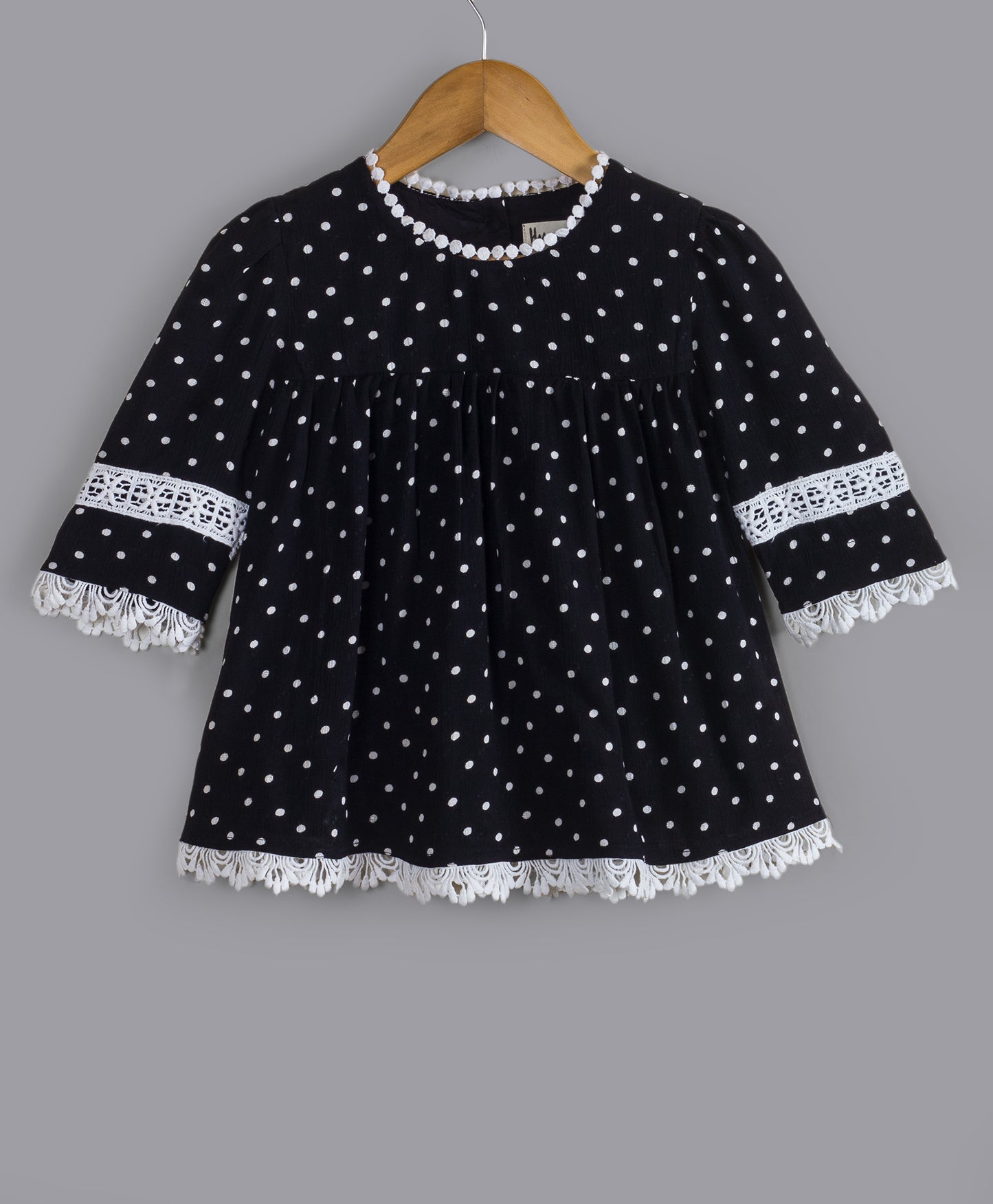 BLACK DOT PRINT TOP WITH CONTRAST LACE