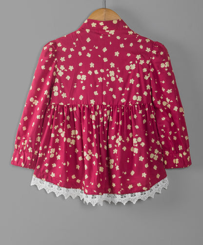 ALL OVER SMALL FLOWER PRINT MAROON TOP WITH LACE AT THE BOTTOM EDGE