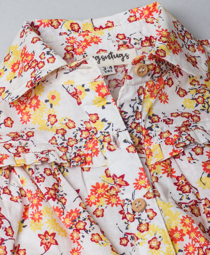 DITSY FLORAL TOP WITH FRONT BUTTON OPENING