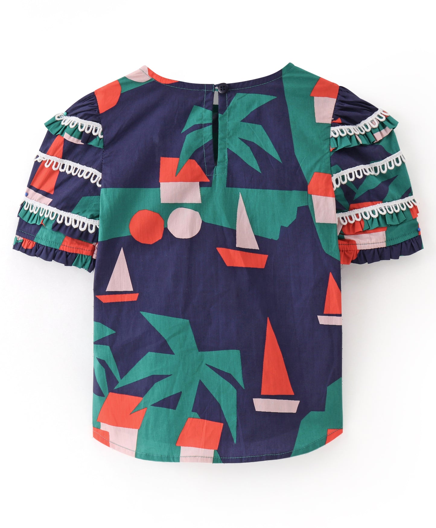 BOAT PRINT TOP WITH LACES AT SLEEVES