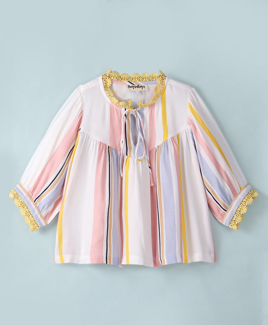 MULTI STRIPE PRINT WITH CONTRAST LACE AT NECK AND SLEEVES- WHT/PINK