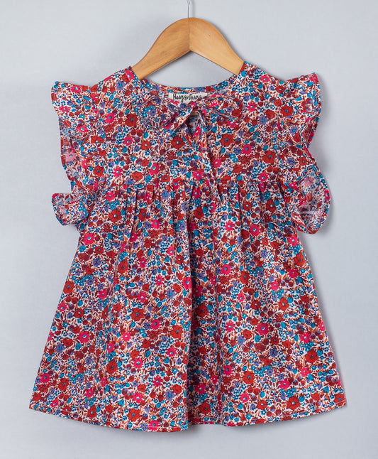 DITSY FLORAL PRINT TOP WITH SELF TIE UP AND FRONT NECK