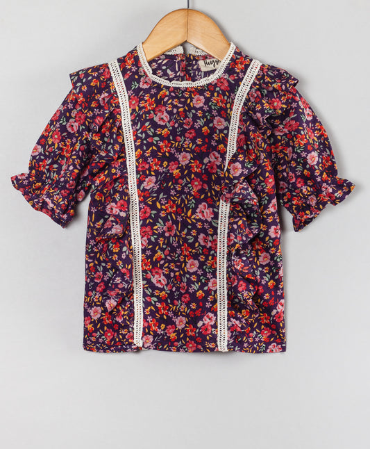 DITSY FLORAL PRINT TOP WITH CONTRAST LADDER LACE