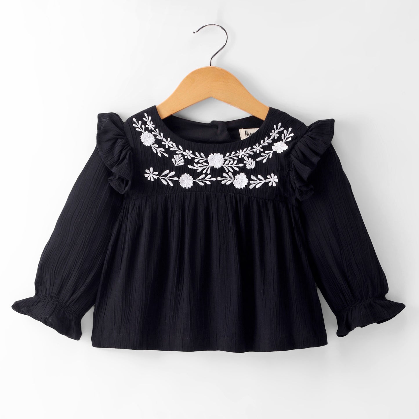 BLACK SOLID CREPE TOP WITH EMBROIDERY