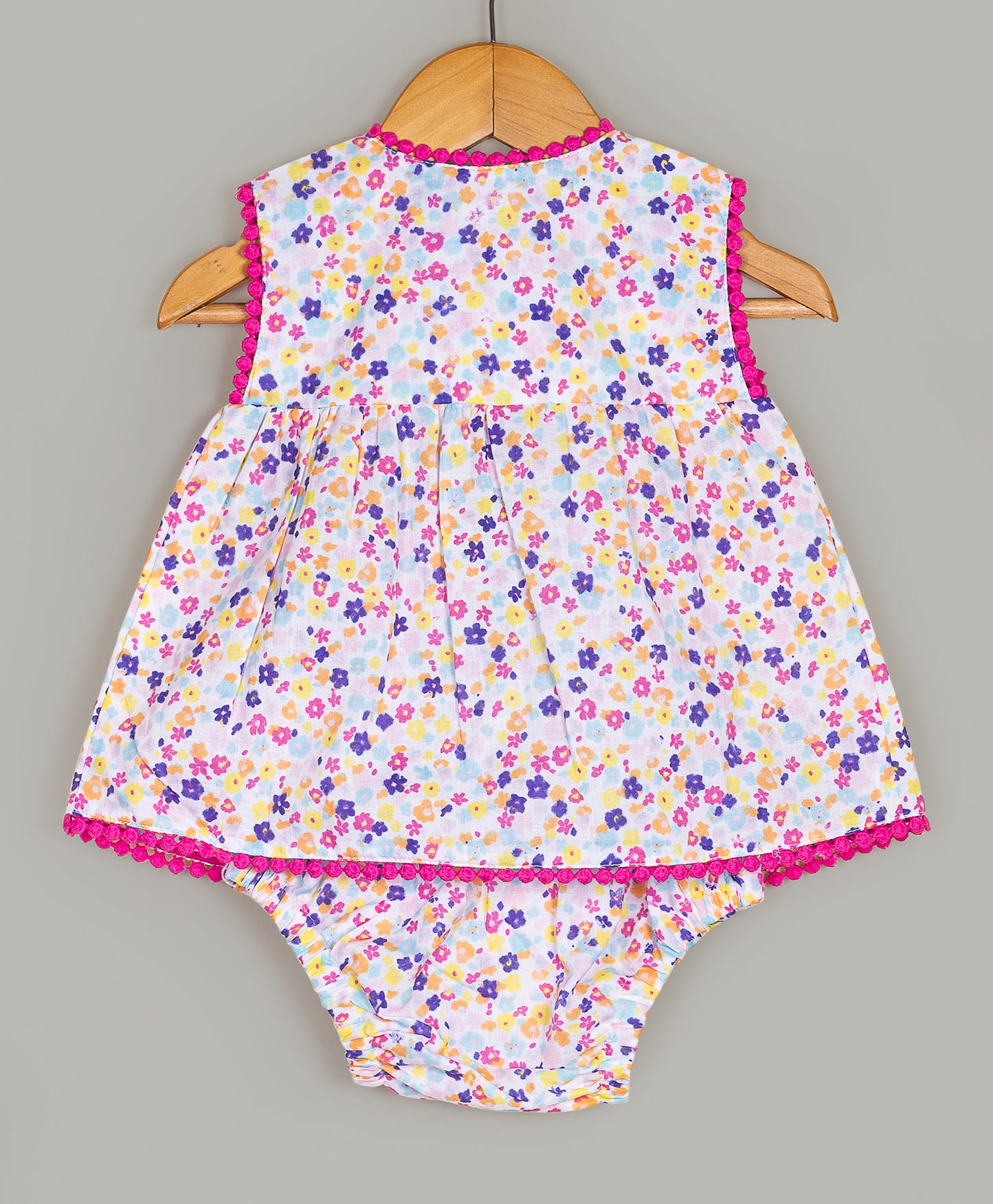 DITSY FLORAL PRINT INFANT COORDINATE WITH CONTRAST LACE