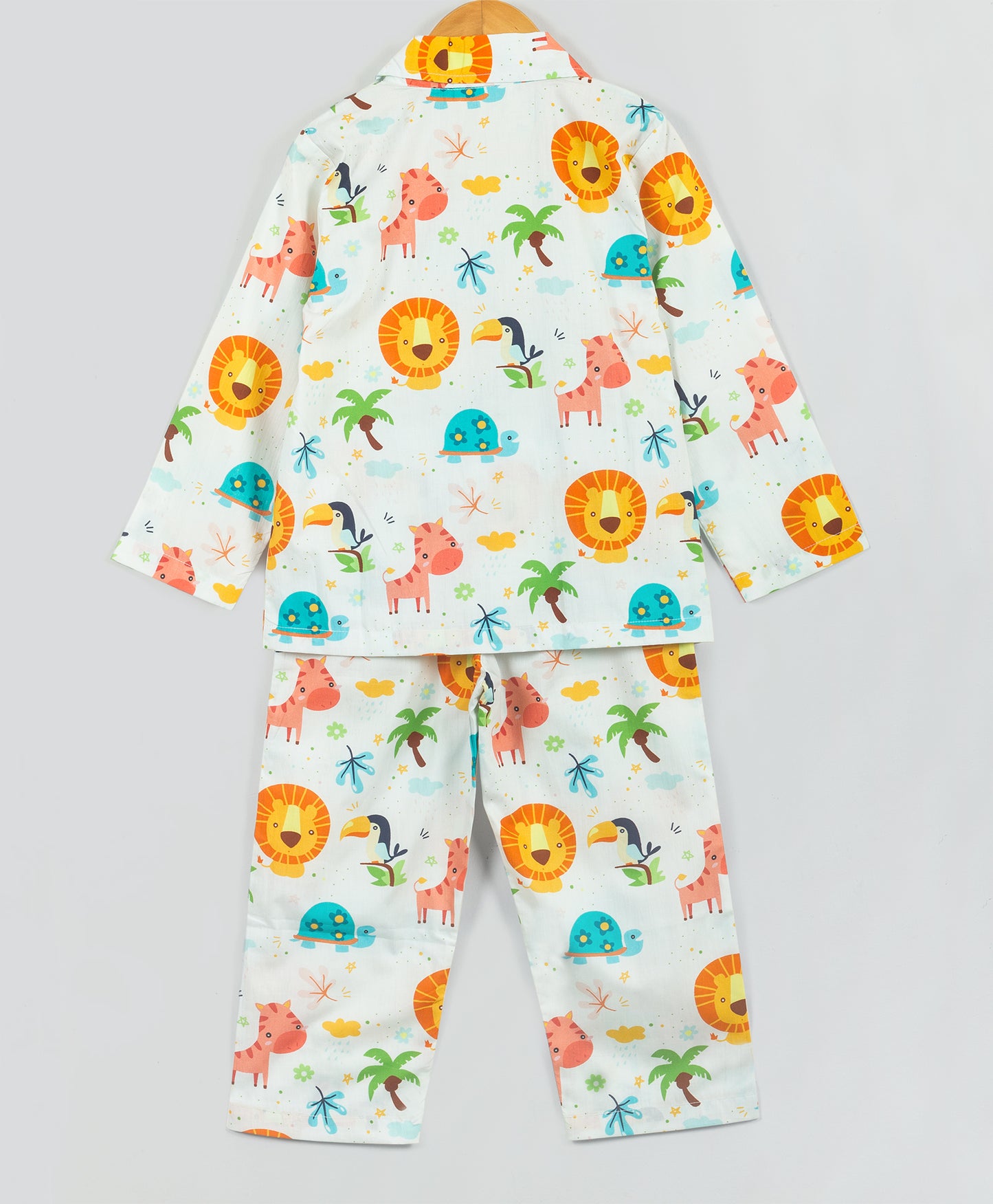 lion and toucan print  nightsuit