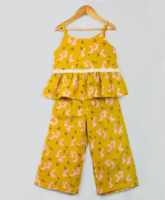 Bunny Print Sleeveless Top With Pants - Yellow