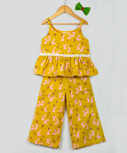 Bunny Print Sleeveless Top With Pants - Yellow